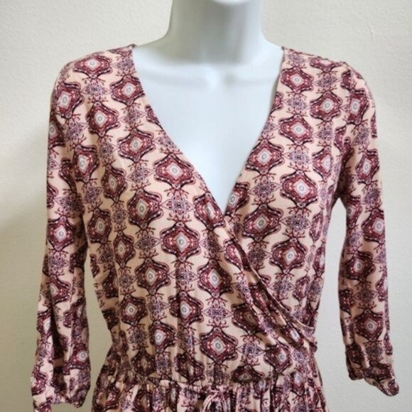 Hollister Pink wrap long sleeve Romper, size S - Picture 3 of 13